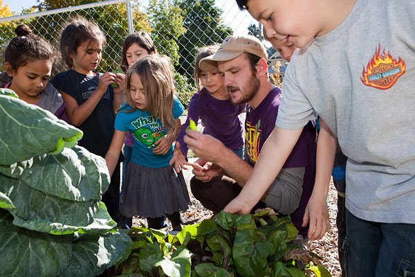 Service Member Peter Kerns with Missoula (Montana) County Public School 2nd graders. Photo credit Kelly Campbell